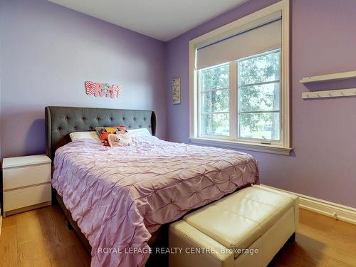 185 Cherry Post Dr, Mississauga, ON - Indoor Photo Showing Bedroom