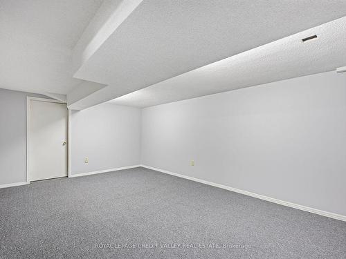 33 Greystone Cres, Brampton, ON - Indoor Photo Showing Other Room