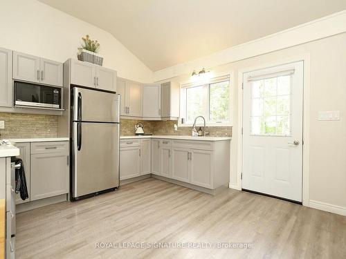 171 Fifth Line, Otonabee-South Monaghan, ON - Indoor Photo Showing Kitchen
