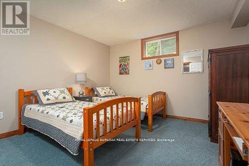 10 Cathcart Street, Huron-Kinloss, ON - Indoor Photo Showing Bedroom