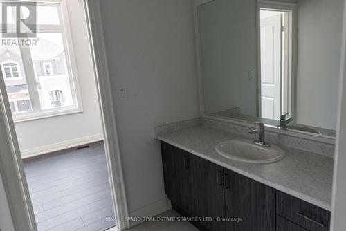 406 Humphrey Street, Hamilton, ON - Indoor Photo Showing Bathroom