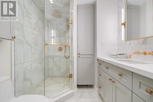 24 Alex Mews, Toronto, ON - Indoor Photo Showing Bathroom