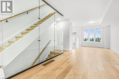 4 Alderwood Lane, Barrie, ON - Indoor Photo Showing Other Room