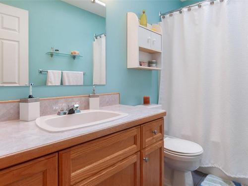 102-626 Van Horne Street, Penticton, BC - Indoor Photo Showing Bathroom