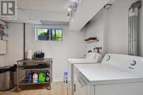 65 Mineola Road E, Mississauga, ON - Indoor Photo Showing Laundry Room