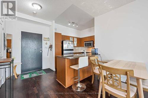 1708 - 15 Windermere Avenue, Toronto, ON - Indoor Photo Showing Kitchen