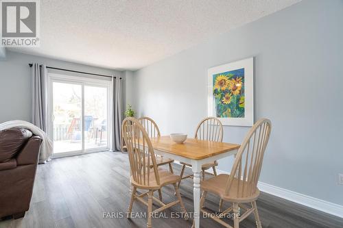 33 Donald Crescent, Wasaga Beach, ON - Indoor Photo Showing Dining Room