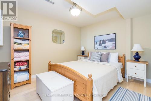 431 Mundy'S Bay Road, Midland, ON - Indoor Photo Showing Bedroom