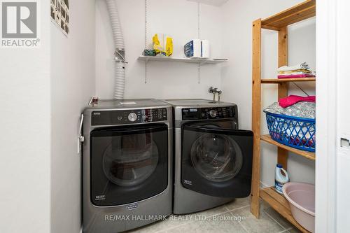 801 - 2542 Argyle Road, Mississauga, ON - Indoor Photo Showing Laundry Room