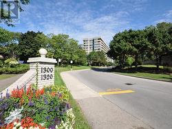 917 - 1320 MISSISSAUGA VALLEY BOULEVARD  Mississauga, ON L5A 3S9