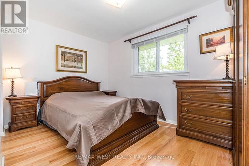 166 Verobeach Boulevard, Toronto, ON - Indoor Photo Showing Bedroom