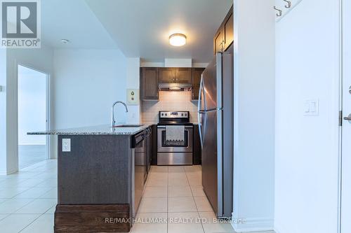 510 - 2522 Keele Street, Toronto, ON - Indoor Photo Showing Kitchen With Upgraded Kitchen