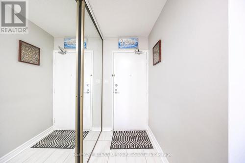 805 - 10 Edgecliff Golfway, Toronto, ON - Indoor Photo Showing Other Room