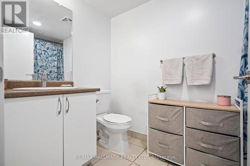 407 - 8 Trent Avenue, Toronto, ON - Indoor Photo Showing Bathroom