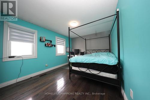 20 Horseshoe Crescent, Toronto, ON - Indoor Photo Showing Bedroom