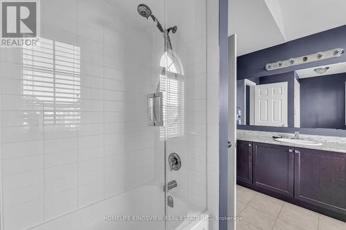 58 Weaver Terrace, New Tecumseth, ON - Indoor Photo Showing Bathroom