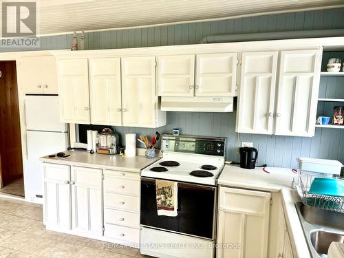 2644 Lakeshore Drive, Ramara (Brechin), ON - Indoor Photo Showing Kitchen