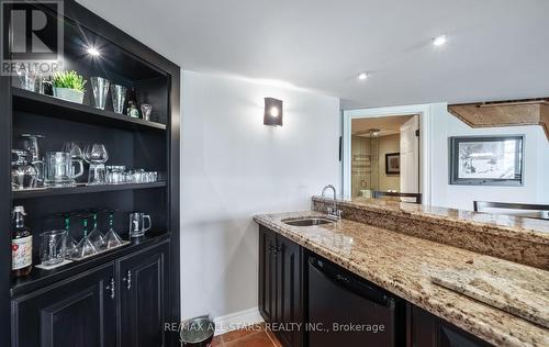 215 Southcrest Drive, Kawartha Lakes, ON - Indoor Photo Showing Kitchen With Double Sink