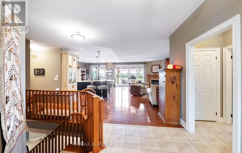 215 Southcrest Drive, Kawartha Lakes, ON - Indoor Photo Showing Other Room