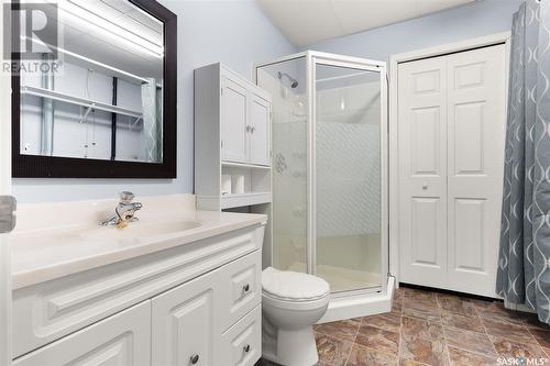 39 2751 Windsor Park Road, Regina, SK - Indoor Photo Showing Bathroom