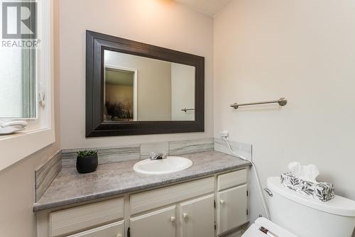 3122 Killarney Drive, Prince George, BC - Indoor Photo Showing Bathroom