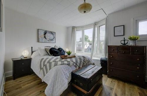 430 Herkimer Street, Hamilton, ON - Indoor Photo Showing Bedroom