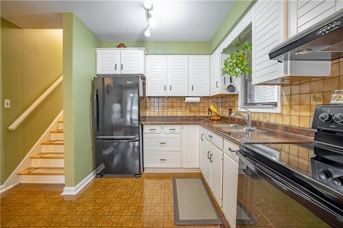 423 Upper Ottawa Street, Hamilton, ON - Indoor Photo Showing Kitchen With Double Sink