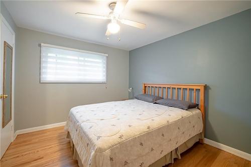 423 Upper Ottawa Street, Hamilton, ON - Indoor Photo Showing Bedroom