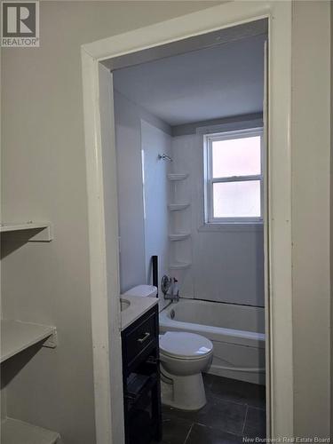 51 Cranston Avenue, Saint John, NB - Indoor Photo Showing Bathroom