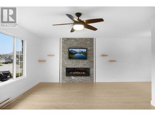 43 Sparks Avenue, Kitimat, BC - Indoor With Fireplace