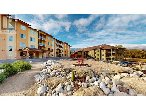 921 Spillway Road Unit# 202B, Oliver, BC - Outdoor With Facade