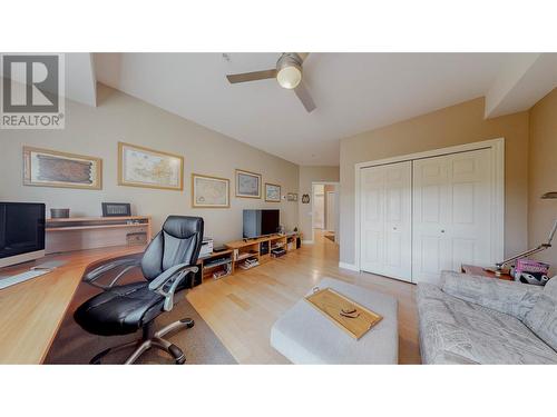 921 Spillway Road Unit# 202B, Oliver, BC - Indoor Photo Showing Office