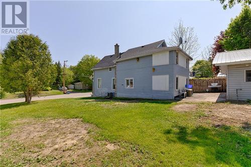 52 Queen Street, Renfrew, ON - Outdoor