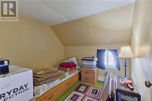 52 Queen Street, Renfrew, ON - Indoor Photo Showing Bedroom