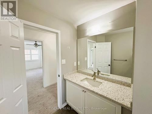 7646 Goldenrod Trail, Niagara Falls, ON - Indoor Photo Showing Bathroom