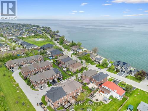 22 - 45 Seabreeze Crescent, Hamilton, ON - Outdoor With Body Of Water With View