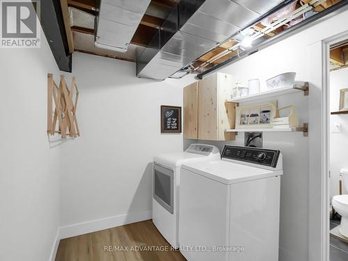 937 Glenbanner Road, London, ON - Indoor Photo Showing Laundry Room