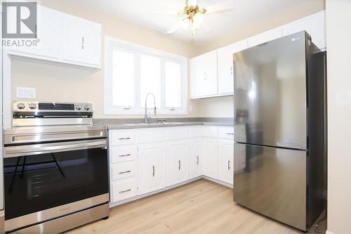 148 Westridge Rd, Sault Ste. Marie, ON - Indoor Photo Showing Kitchen