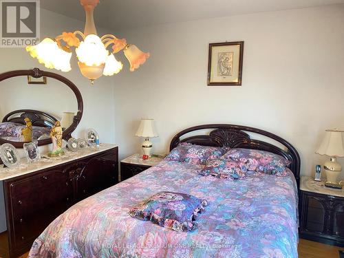 85 Giltspur Drive, Toronto, ON - Indoor Photo Showing Bedroom