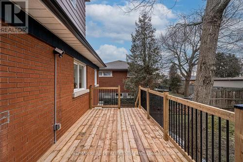 16 Keen Court, Hamilton, ON - Outdoor With Deck Patio Veranda With Exterior