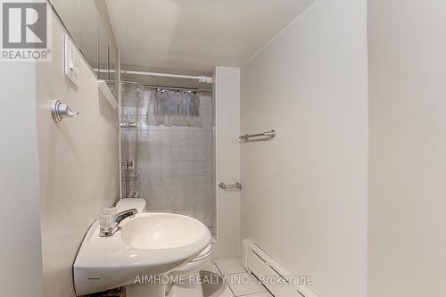 4401 Curia Crescent, Mississauga, ON - Indoor Photo Showing Bathroom