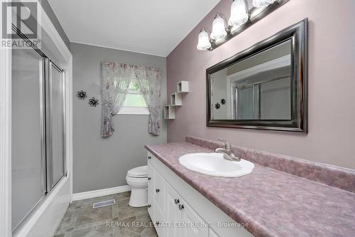 8 Stewarttown Road, Halton Hills, ON - Indoor Photo Showing Bathroom