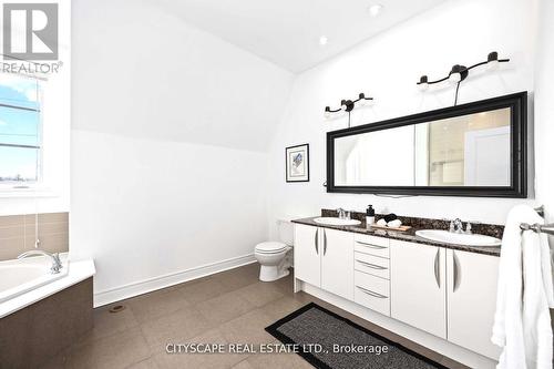 1864 Burnhamthorpe Road E, Mississauga, ON - Indoor Photo Showing Bathroom