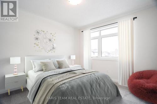 48 Nicort Road, Wasaga Beach, ON - Indoor Photo Showing Bedroom