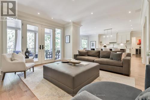 208 Carmichael Avenue, Toronto, ON - Indoor Photo Showing Living Room