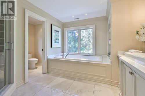 208 Carmichael Avenue, Toronto, ON - Indoor Photo Showing Bathroom