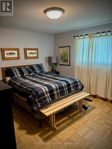 1999 Glenmead Road, Peterborough (Ashburnham), ON - Indoor Photo Showing Bedroom