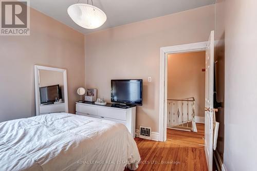 11 Northcote Avenue, Toronto, ON - Indoor Photo Showing Bedroom