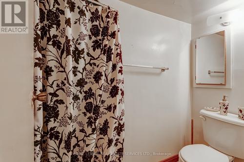 11 Northcote Avenue, Toronto, ON - Indoor Photo Showing Bathroom