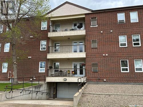 203 250 Athabasca Street E, Moose Jaw, SK - Outdoor With Balcony With Exterior